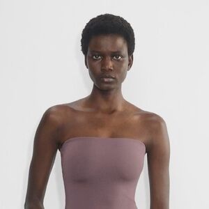 Aritzia Crop Top - Medium